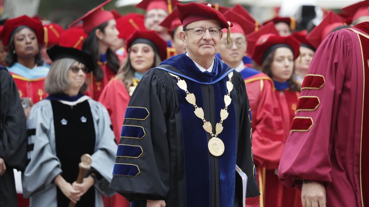 Two hundred professors at USC called on President C.L. Max Nikias to step down in a letter sent Tuesday to the university's Board of Trustees.