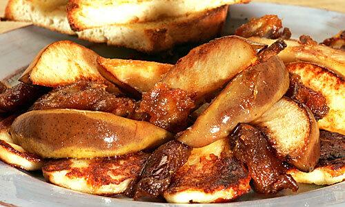 Fried haloumi with pears and spiced dates