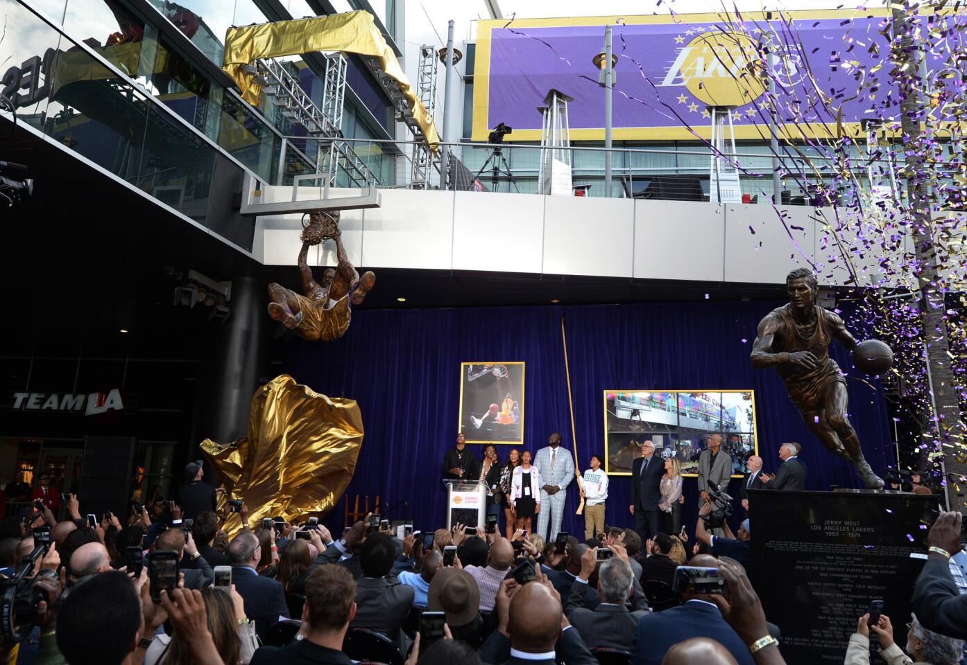 Los Angeles Lakers Unveil Shaquille O'Neal Statue