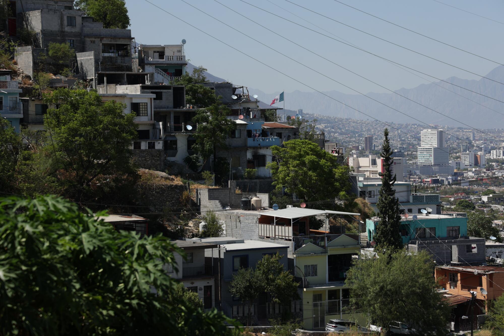 A view of homes in Tanques de Guadalupe and Independencia.