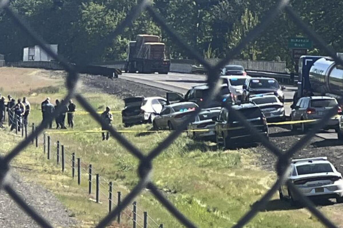 Scene near Eugene, Ore., where a former Washington state police officer was found dead.