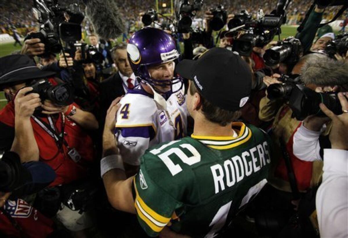 Packers Get First Victory Over Viking Brett Favre With 28-24 Sunday Night  Win 