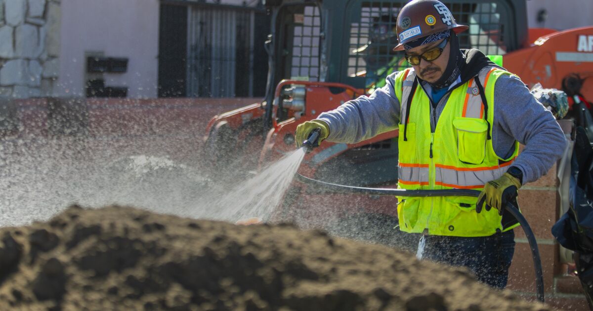 Federal EPA urged to assist in troubled Exide lead cleanup