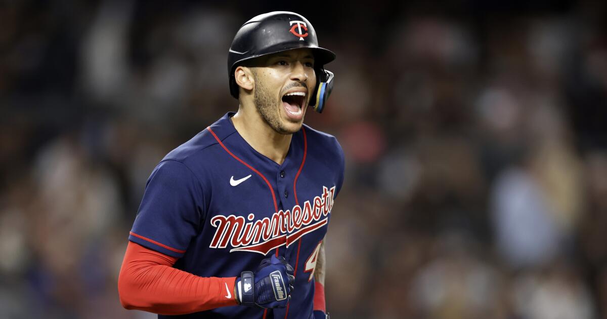 Mets swoop in for massive contract with Carlos Correa after Giants deal  falls through