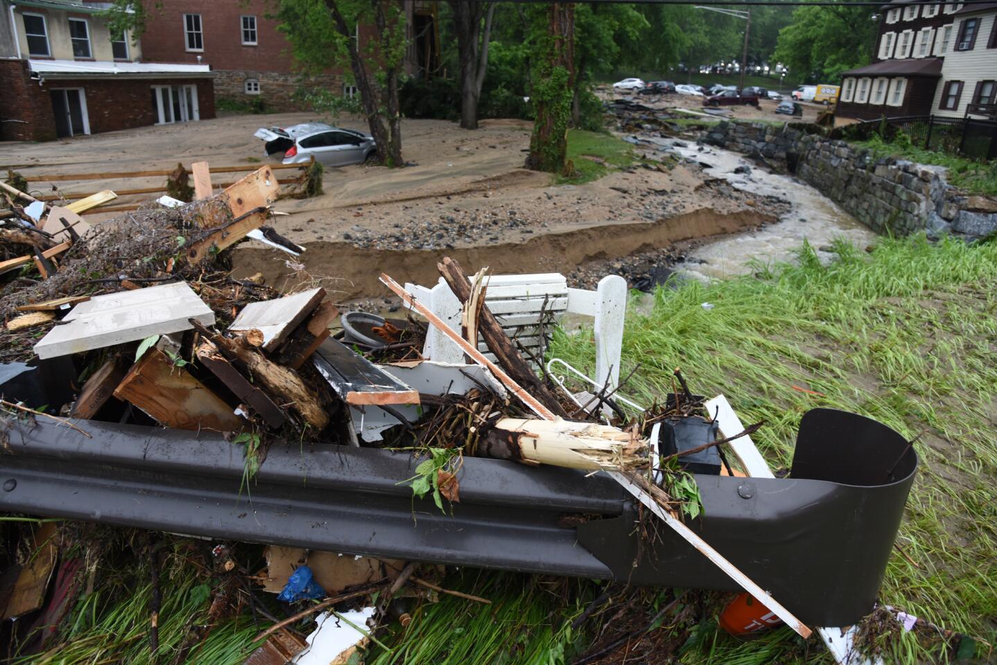 Aftermath, cleanup of flooding in Ellicott City