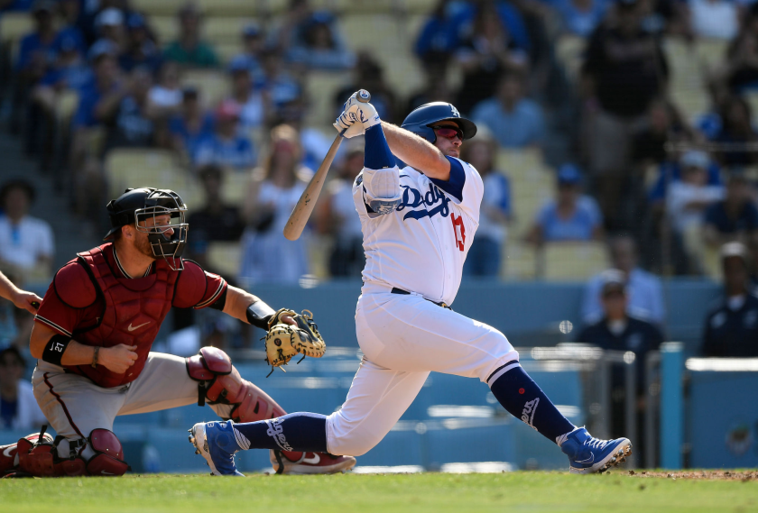 Max Muncy hits a walk-off three-run home run to lift the Dodgers to a 7-4 comeback victory.
