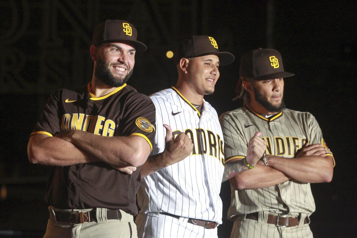 Padres unveil new brown uniforms