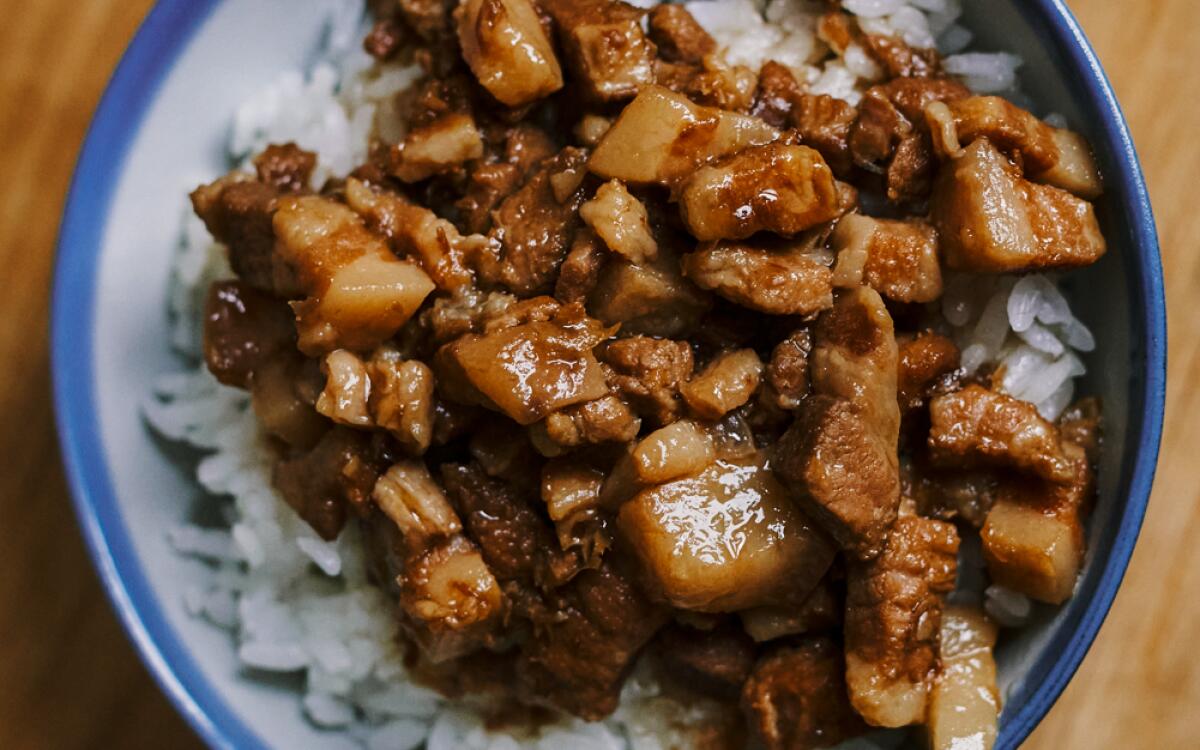 Taiwanese minced pork on rice 