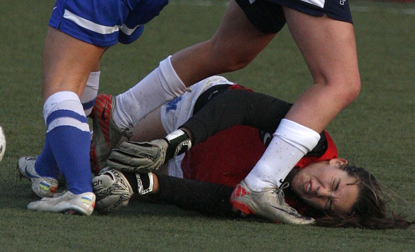 Photo Gallery: Flintridge Prep v. San Marino girls non-league soccer