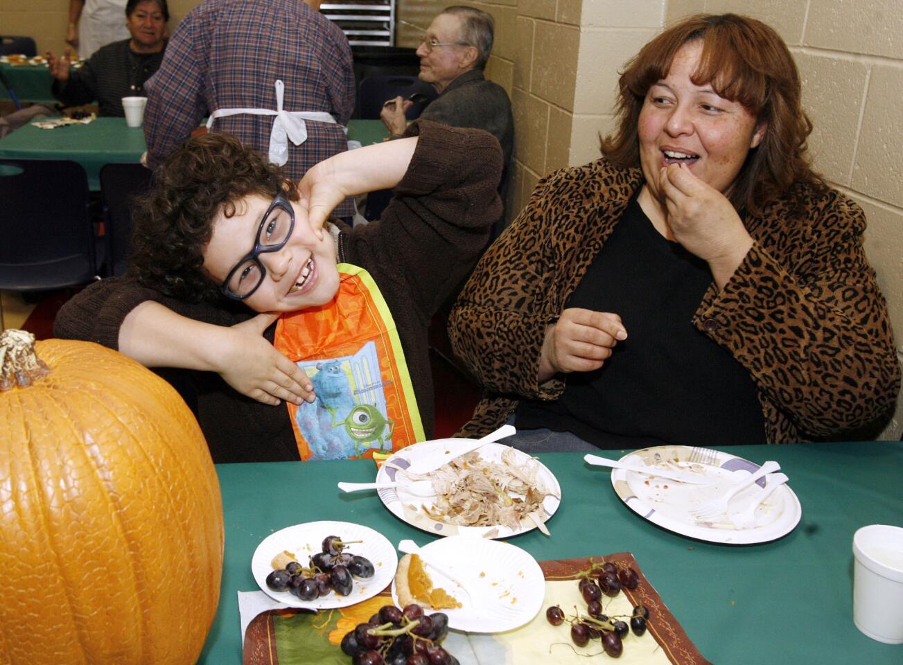 Photo Gallery: Glendale's Salvation Army serves Thanksgiving Dinner