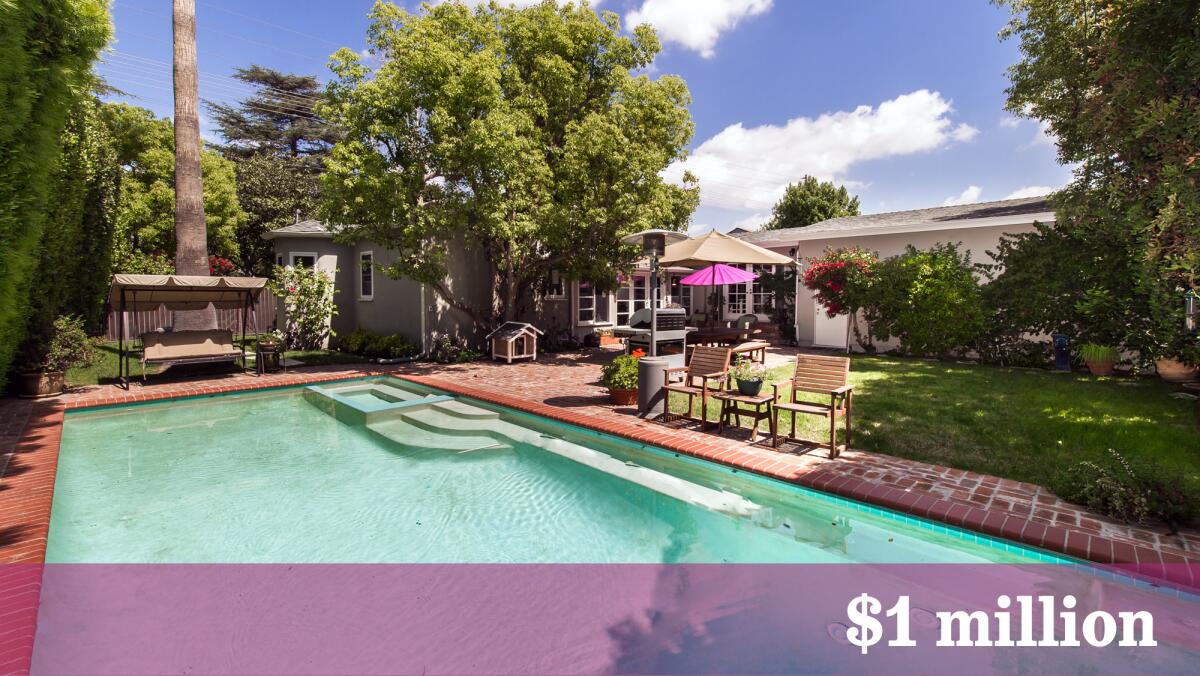 Actor Aaron Lustig has bought a house in Sherman Oaks for $1 million.
