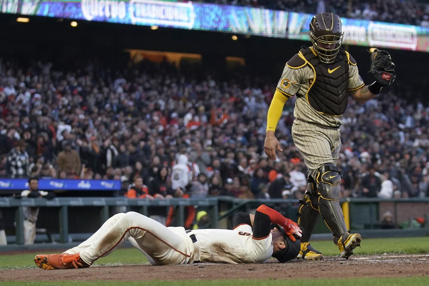 Reeling Giants limp home after 5-2 loss to Yankees