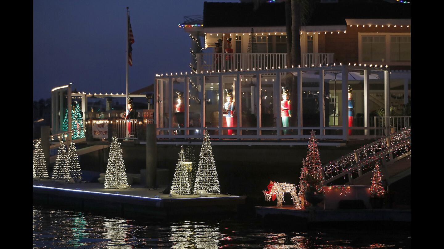 Photo Gallery: Huntington Harbour Cruise of Lights