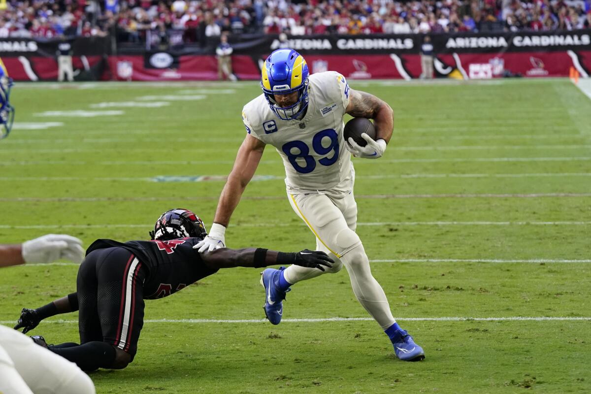 Rams tight end Tyler Higbee scores one of his two touchdowns against the Cardinals.