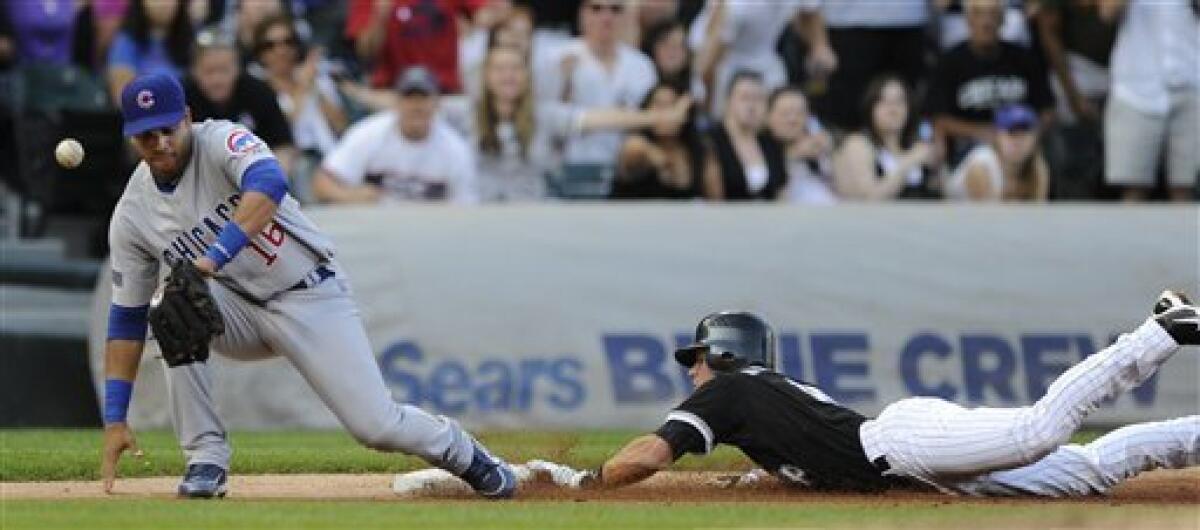 White Sox's Paul Konerko exits to chants of 'Paulie