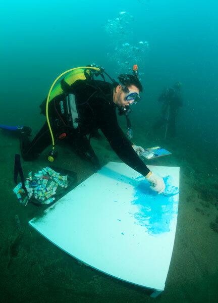 World's largest underwater painting
