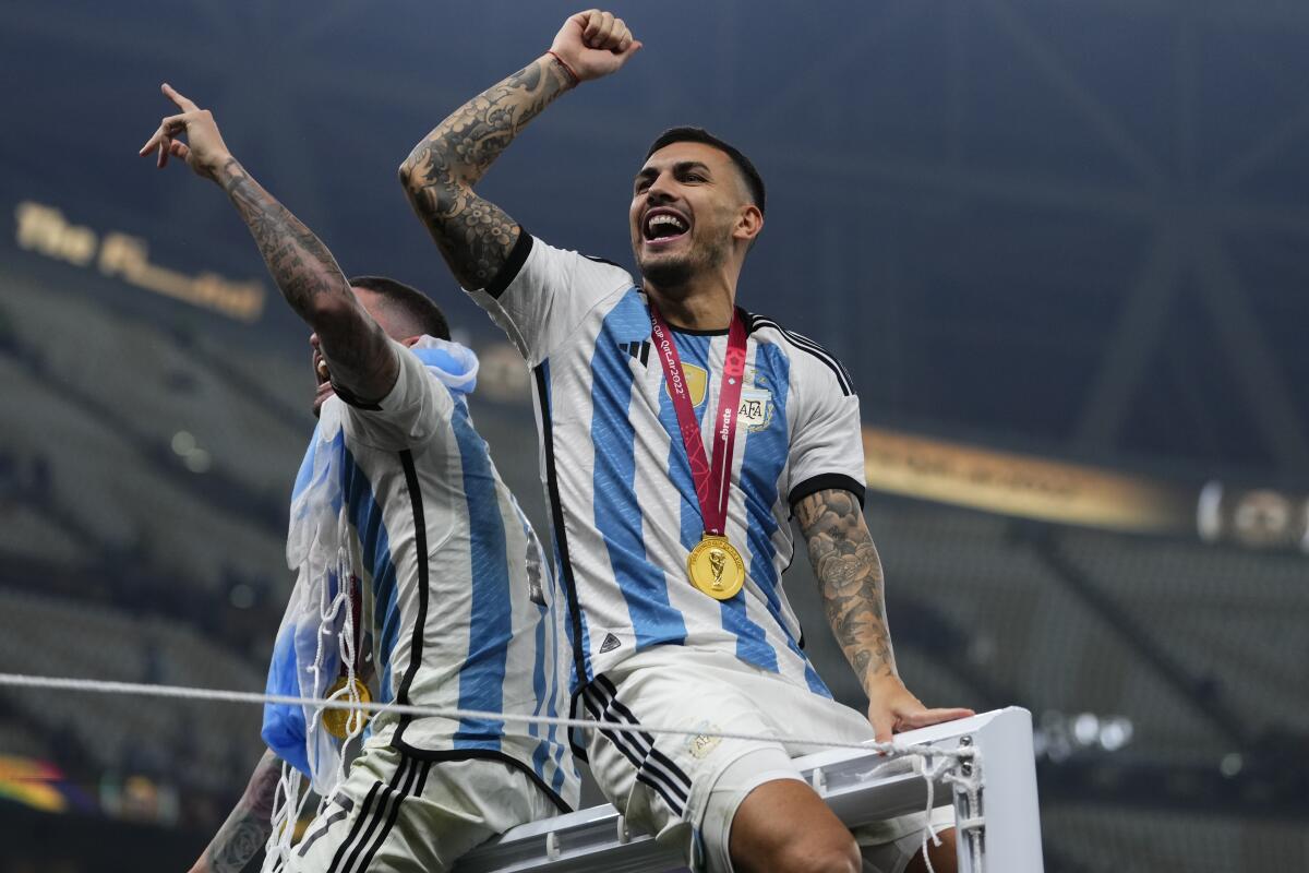 FILE - Argentina's Leandro Paredes celebrates winning the World Cup final soccer match between Argentina and France at the Lusail Stadium in Lusail, Qatar, Sunday, Dec. 18, 2022. World Cup winner Leandro Paredes has returned to Roma and signed a two-year deal with the Serie A club. Paredes joins from Paris Saint-Germain for a fee of around 4 million euros, it was announced Wednesday, Aug, 16 2023. (AP Photo/Manu Fernandez, file)