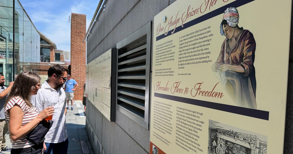 Le gouvernement fédéral installe de nouvelles affiches anti-esclavagistes chez George Washington à Philadelphie