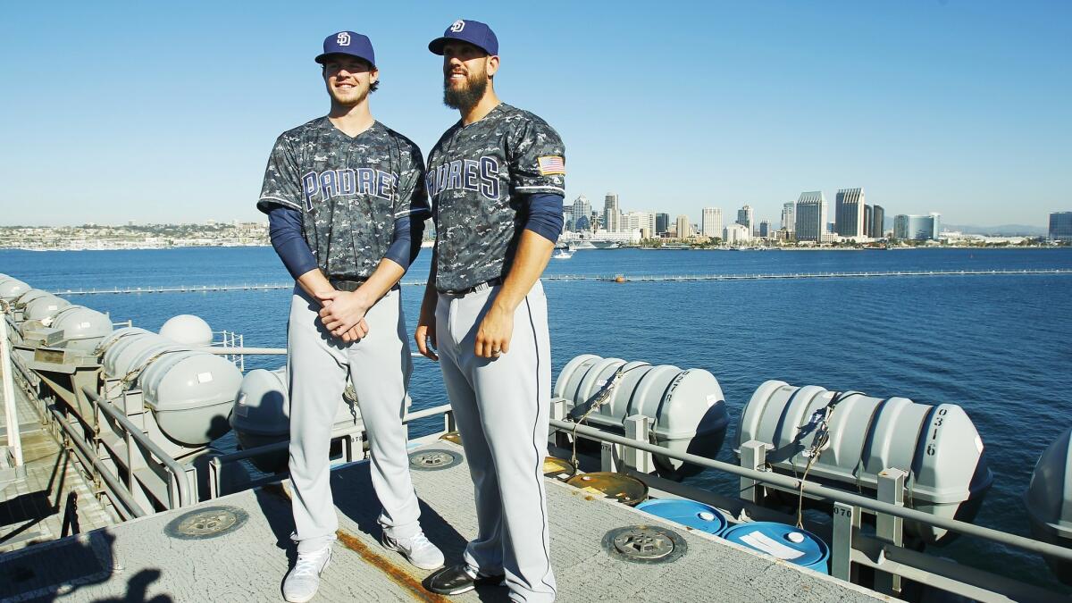 Padres reveal Navy-inspired jerseys