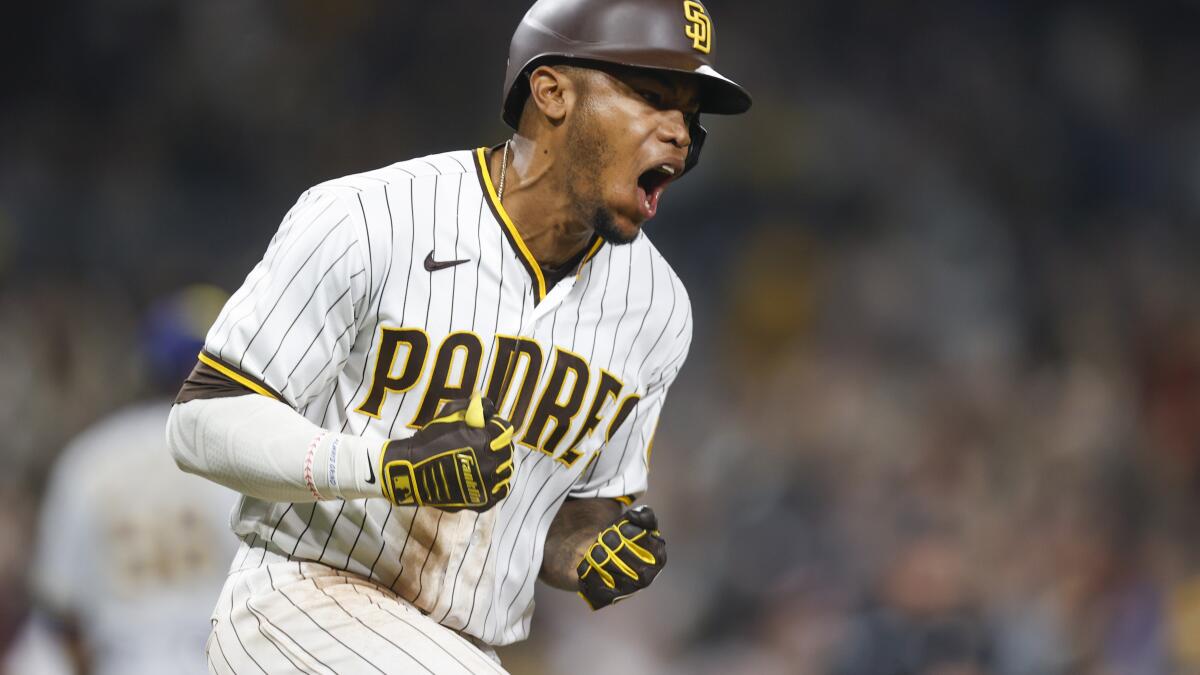 Padres call up Jose Azocar to be fourth outfielder - Gaslamp Ball