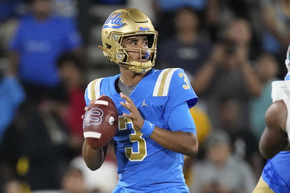 Dante Moore makes his points as UCLA QB battle continues - Los Angeles Times