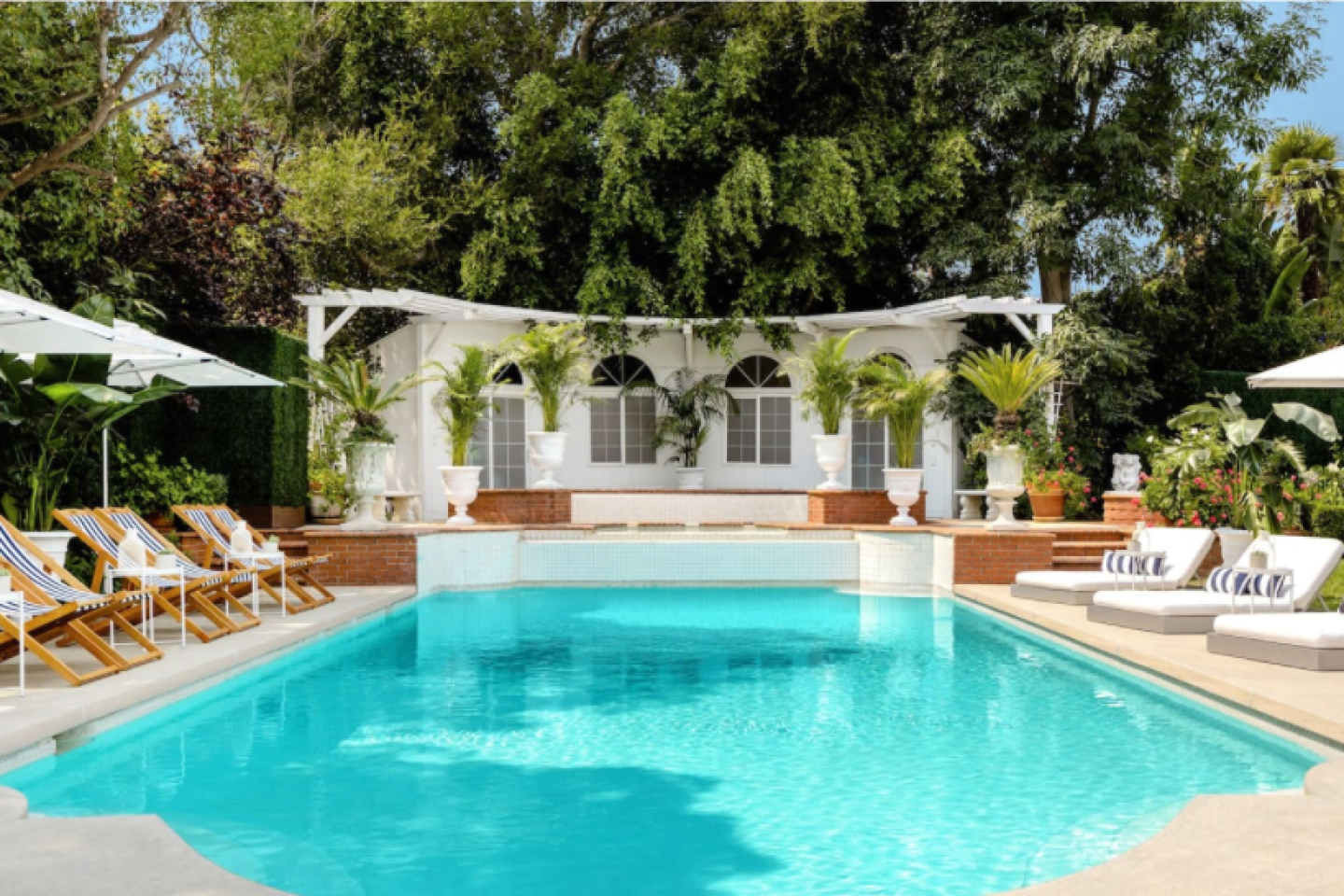 'Fresh Prince of Bel-Air' mansion: the pool