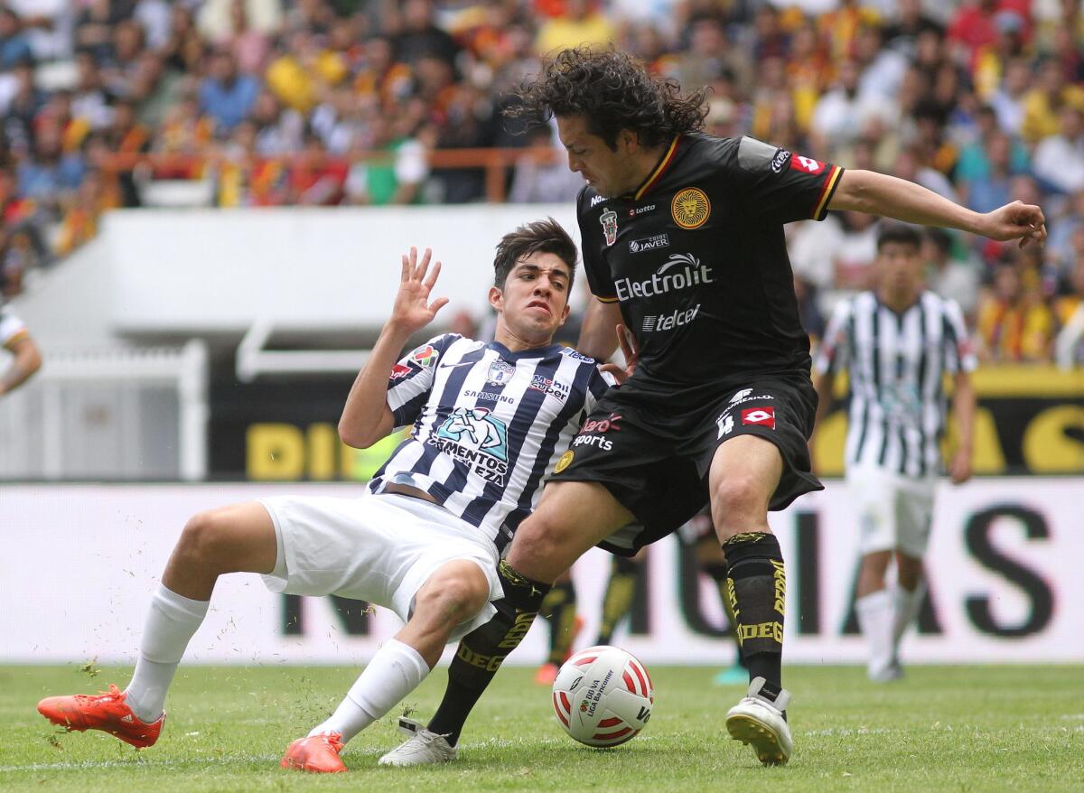 Leones Negros y Pachuca dividieron puntos en el estadio Jalisco.