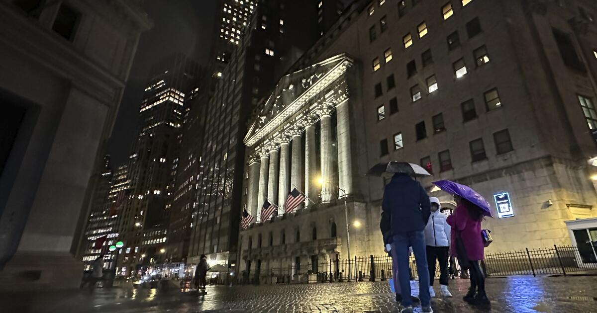 Wall Street termine en hausse avant Thanksgiving