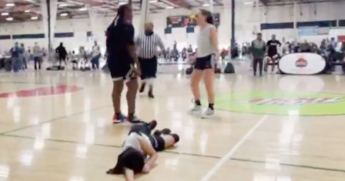 Mother who encouraged daughter to punch basketball opponent is ordered to pay $9,000 and write apologies