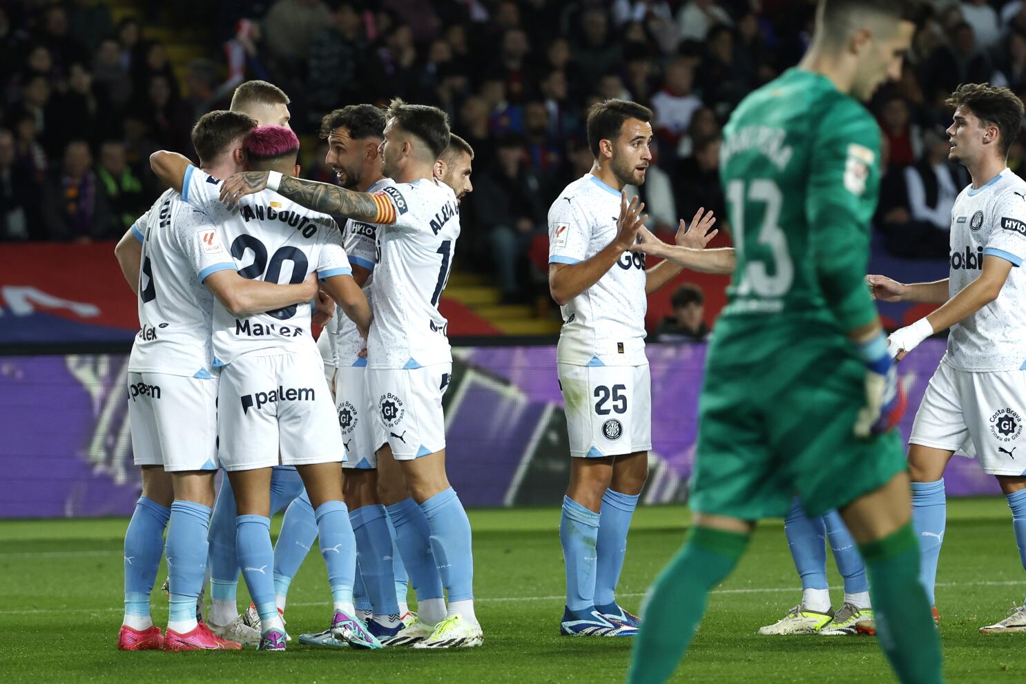 El Girona se mantiene en la pelea por el título - VIP Deportivo
