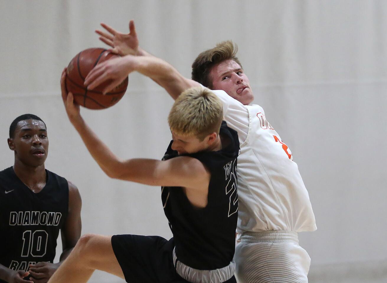 Photo Gallery: Huntington Beach vs. Pomona Diamond Ranch in boys’ basketball