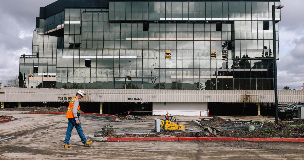 A sign of the times: Tearing down an emptying O.C. office complex to build a warehouse