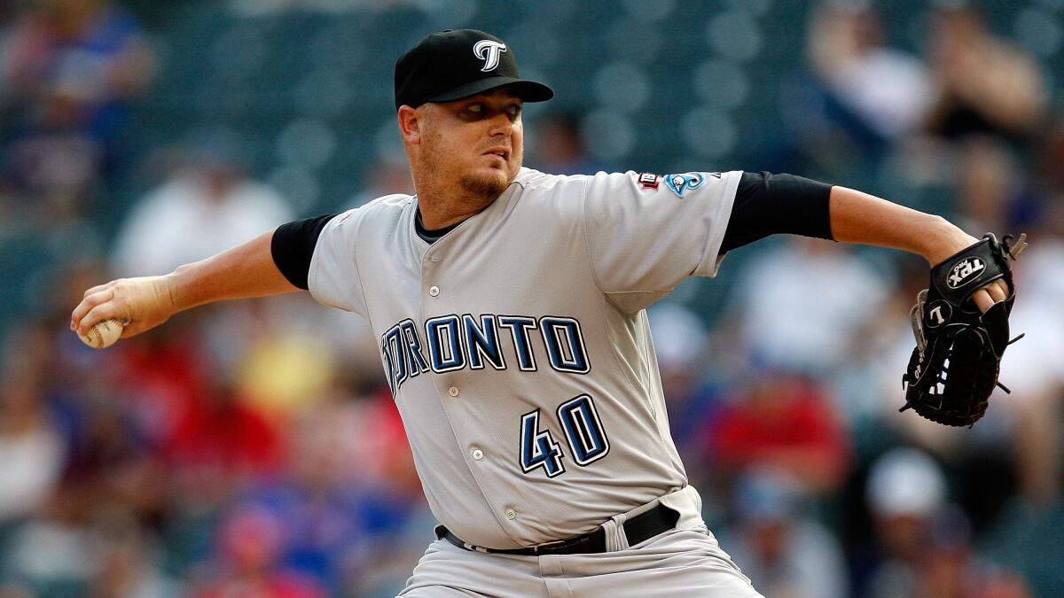 Brian Wolfe, a former Servite standout who pitched for the Blue Jays, dies at 45