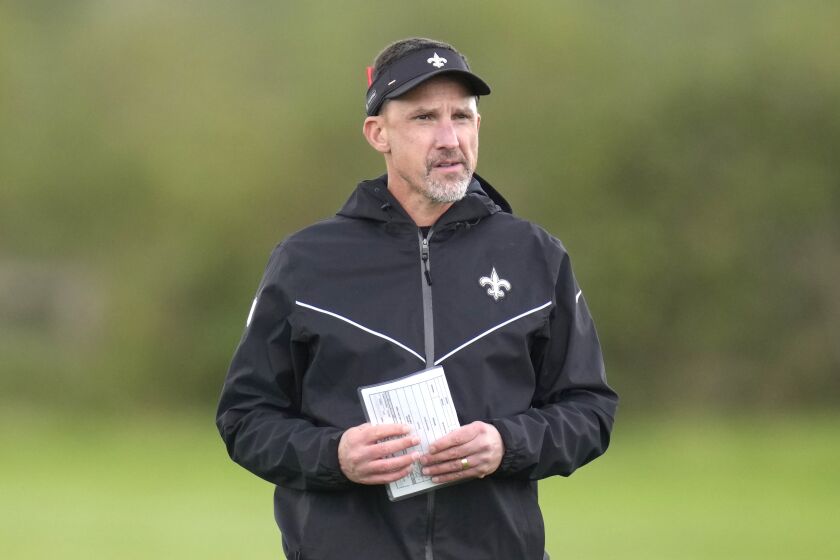 New Orleans Saints head coach Dennis Allen during an NFL practice session at the London Irish rugby team training ground in Sunbury-on-Thames near London, Wednesday, Sept. 28, 2022 ahead of the NFL game against Minnesota Vikings at the Tottenham Hotspur stadium on Sunday. (AP Photo/Kirsty Wigglesworth)