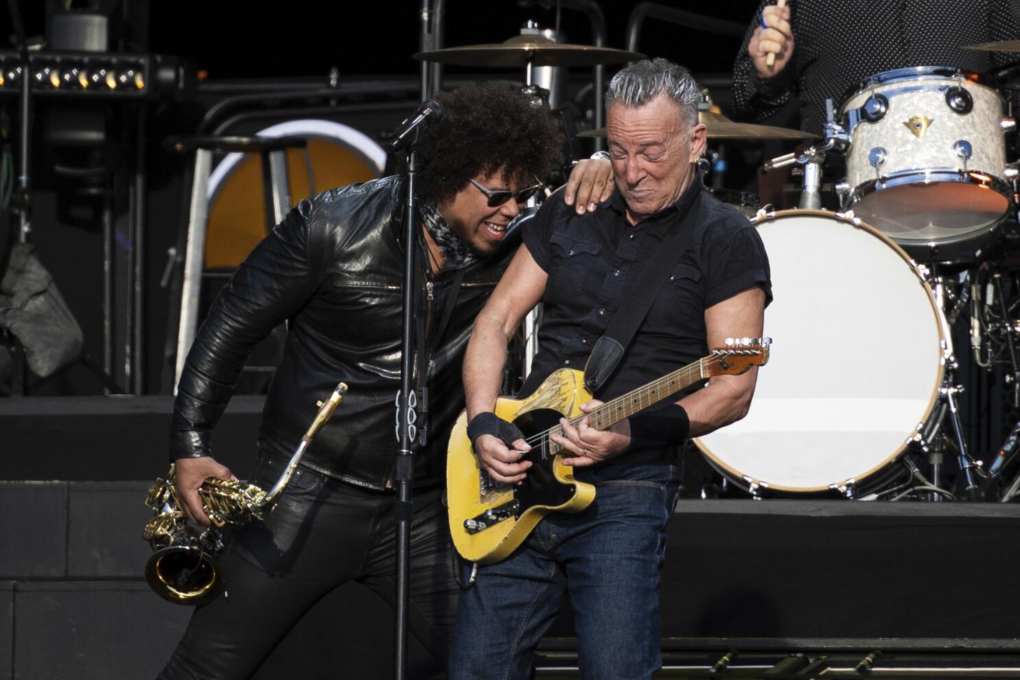 Born to Run by Bruce Springsteen review – inside the mind of the