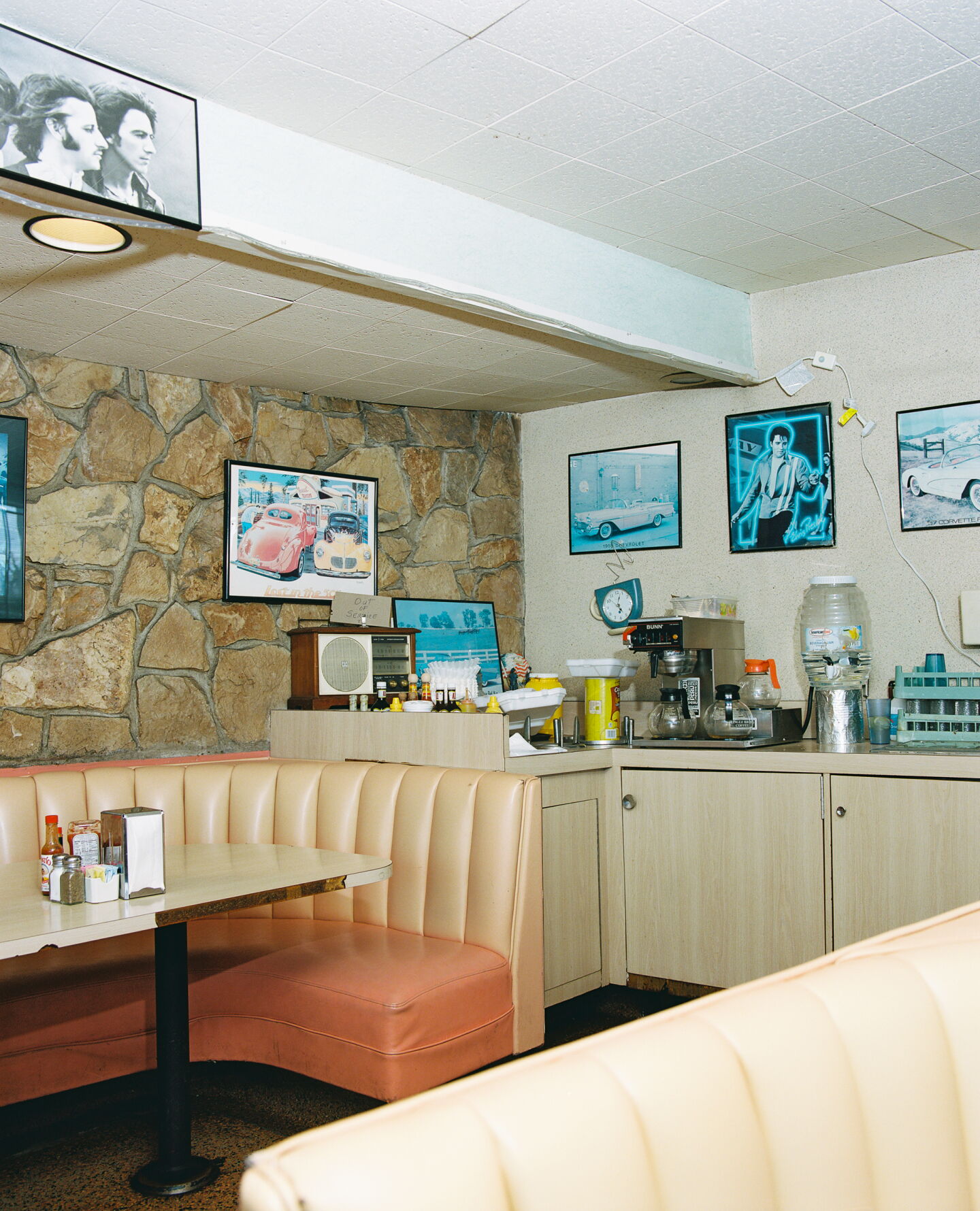 Is there anything more powerful than an L.A. restaurant booth? - Los ...