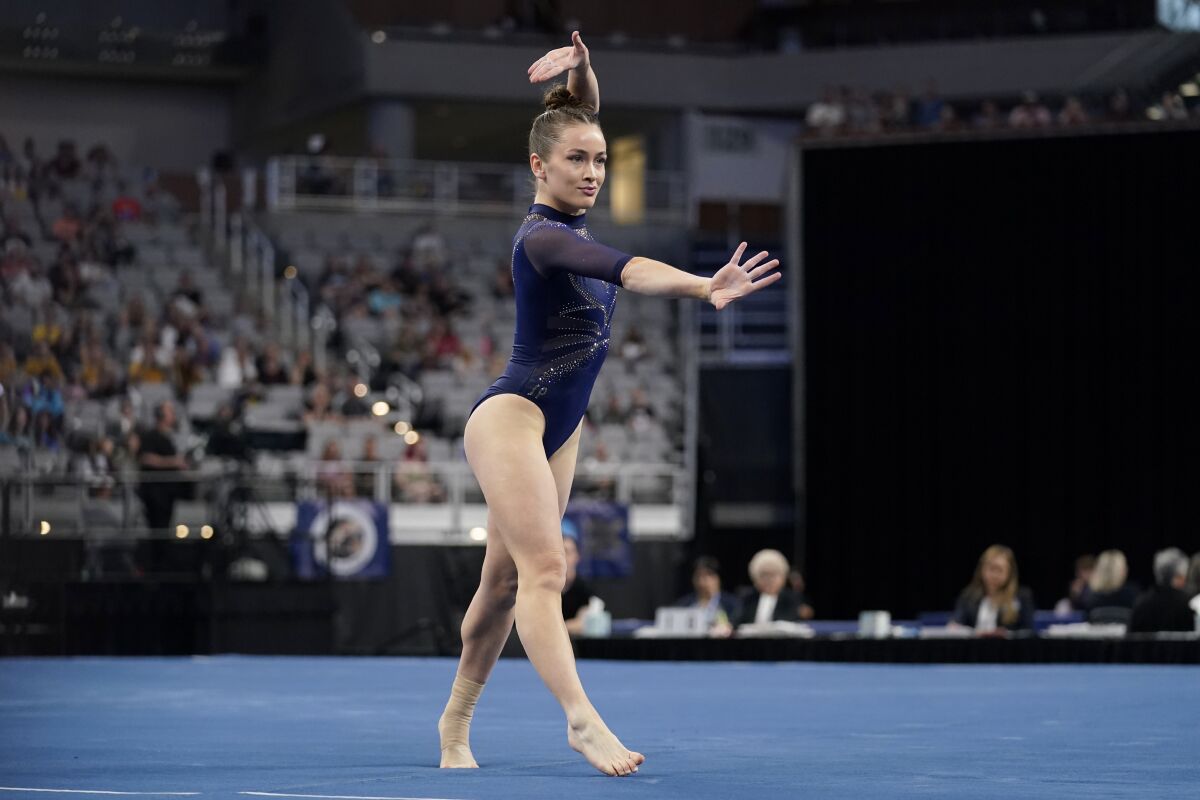 Uclas Norah Flatley Finishes Fourth On Beam At Ncaa Championships Los Angeles Times 