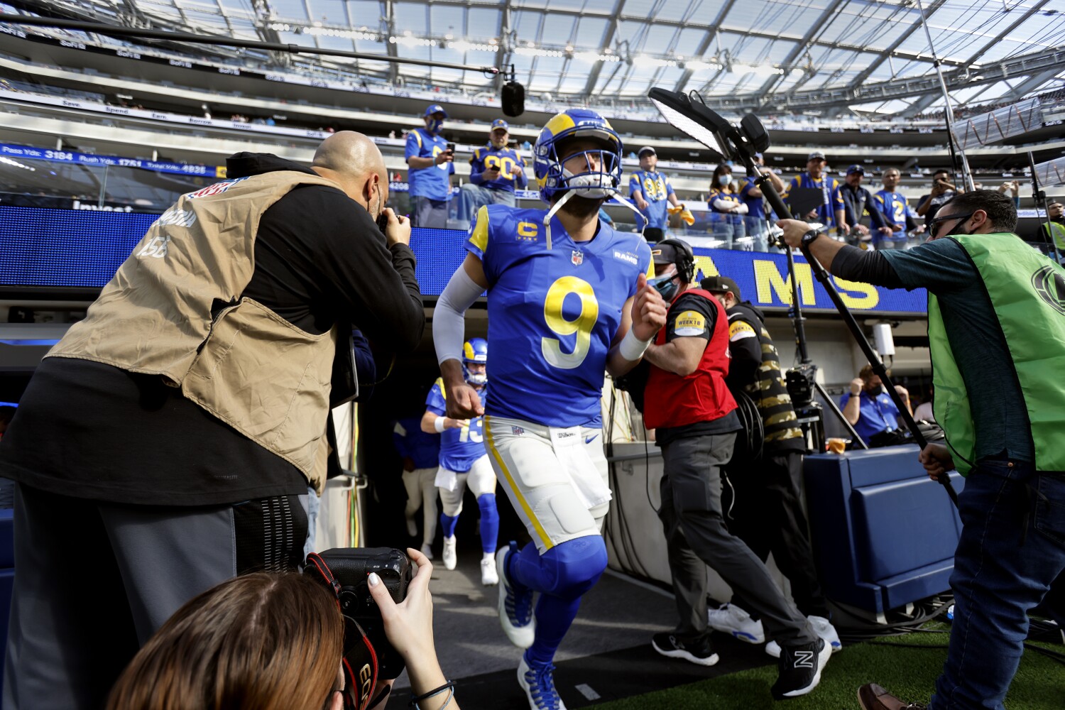 LA Times: Rams video clip