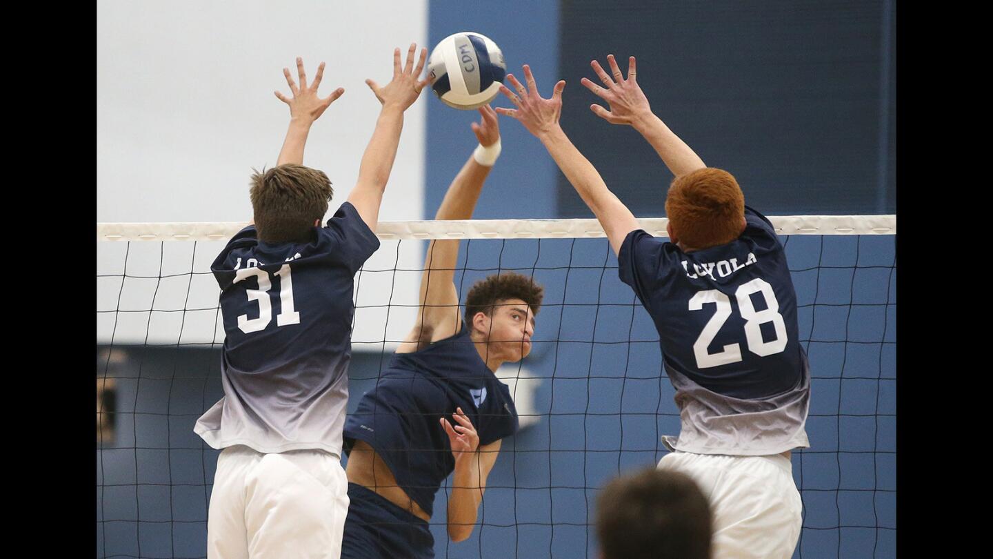 Photo Gallery: Corona del Mar vs. Loyola in volleyball