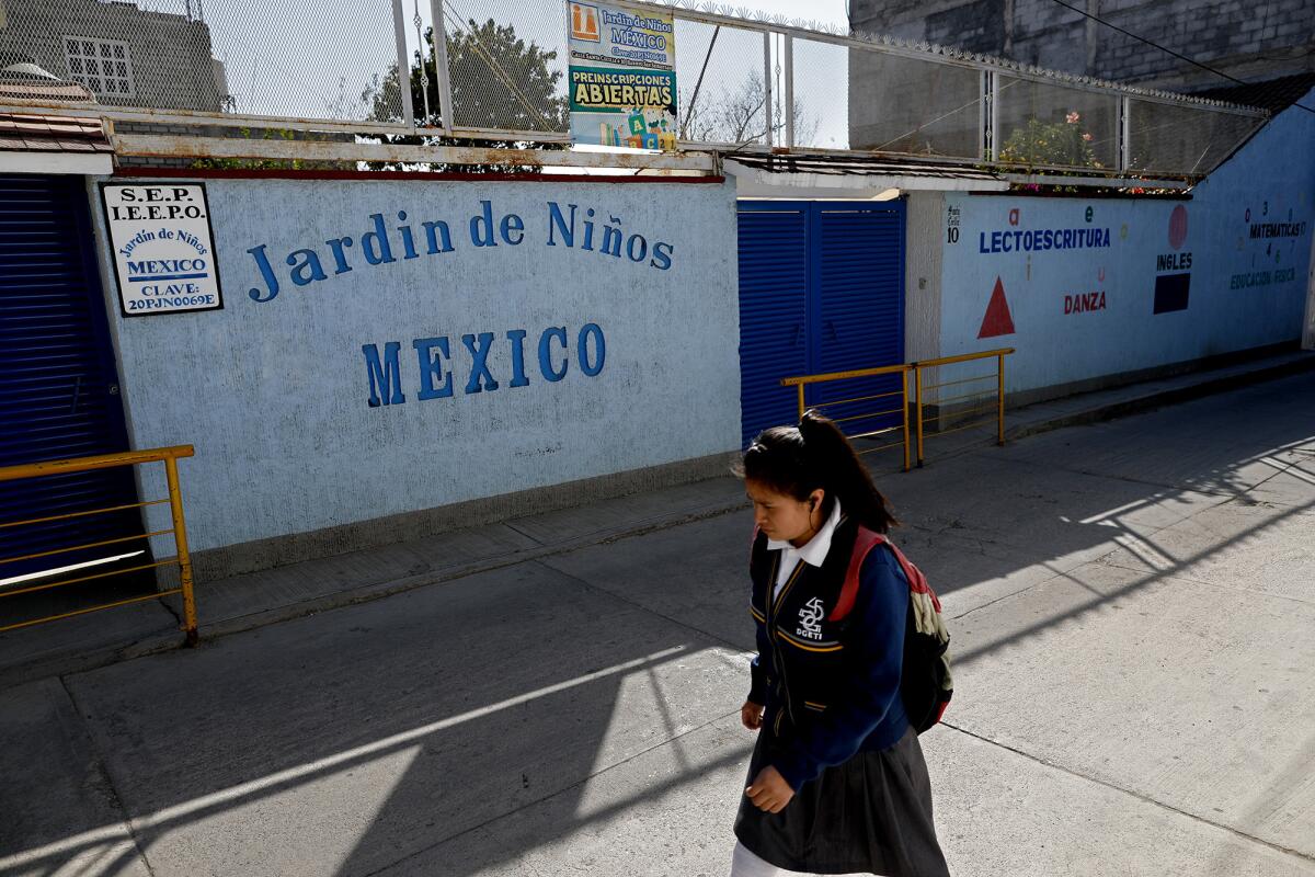 "Roma" star Yalitza Aparicio taught at this private kindergarten in Tlaxiaco.