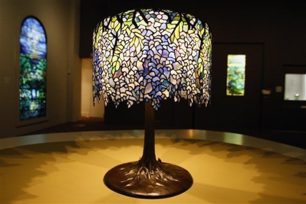 Wisteria Lamp Replica by Louis Comfort Tiffany