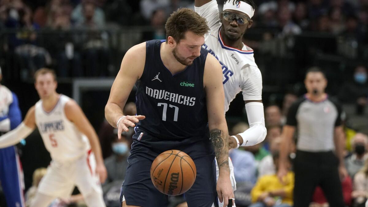 Luka Doncic pours in 42 points as Dallas Mavericks split games with Los  Angeles Clippers, NBA News