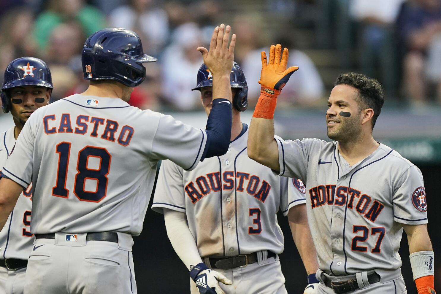 Jose Altuve sends Astros to the World Series in the best way