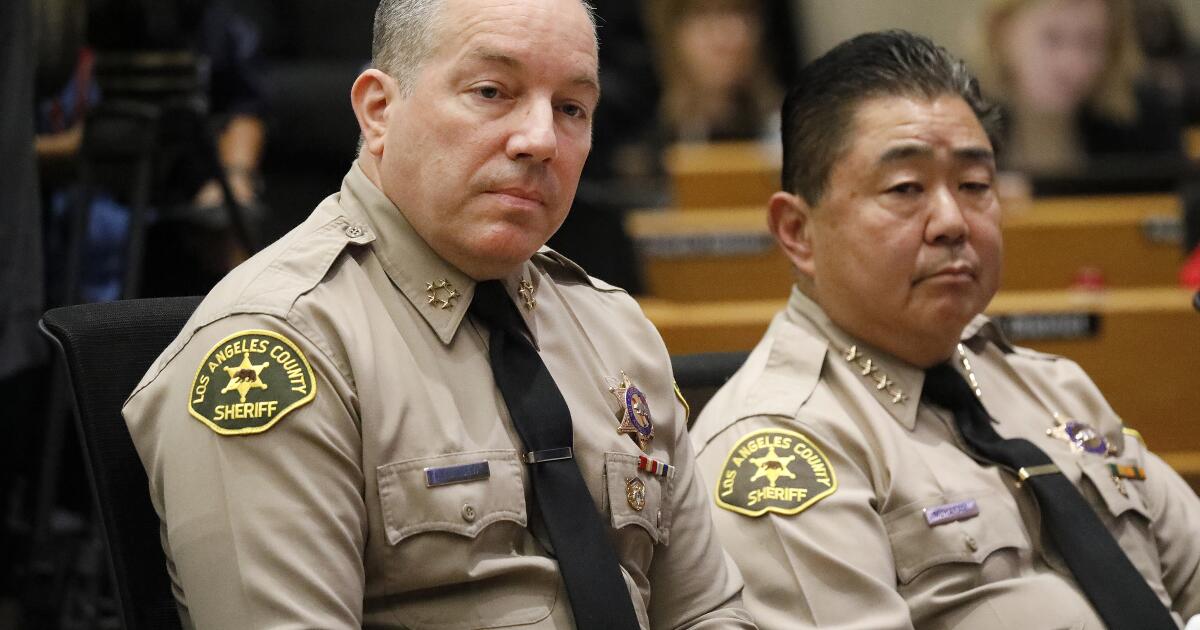Former sheriff Alex Villanueva registers for 2026 sheriff's race