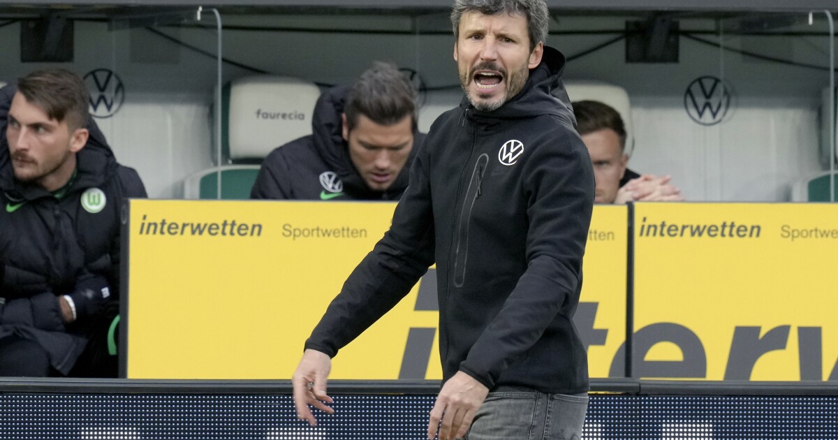 Wolfsburg feuert DT van Bommel nach nur 13 Spielen