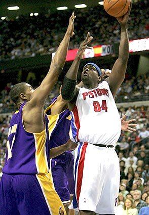 Pistons Chris Webber