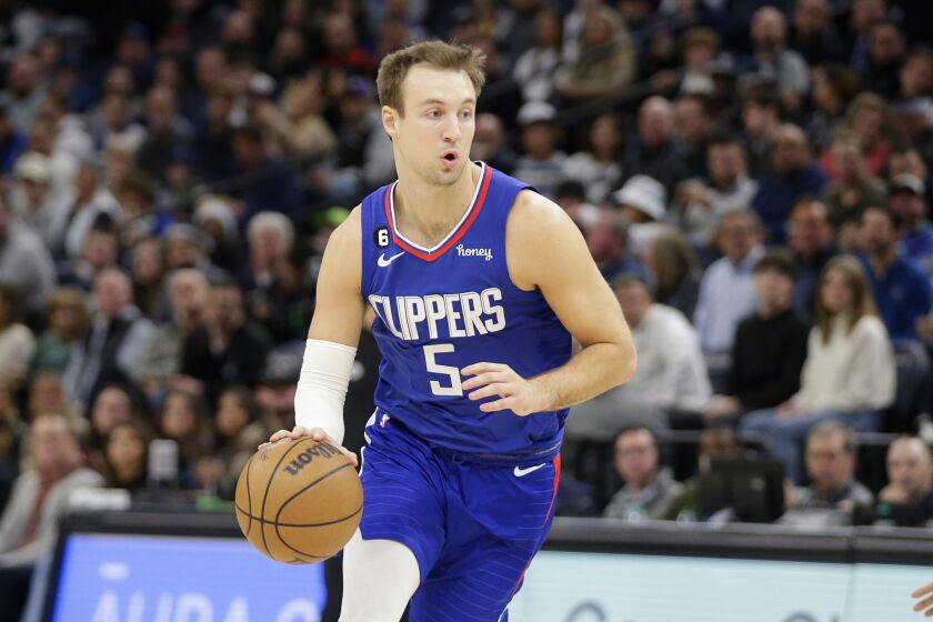 Los Angeles Clippers guard Luke Kennard drives during an NBA basketball game against the Minnesota Timberwolves Friday, Jan. 6, 2023, in Minneapolis. (AP Photo/Andy Clayton-King)