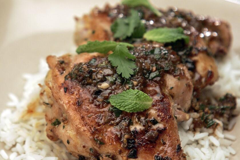 Vietnamese Chicken-Pan Fried Spicy Chicken with Mint and Ginger