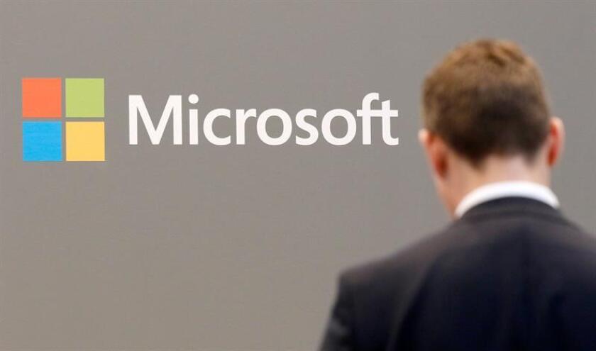 La tecnología de la nube, una de las principales apuestas de presente y futuro para Microsoft, impulsó el resultado de la compañía en su ejercicio fiscal de 2018, en el que sus ingresos crecieron un 14 % y se situaron en 110.360 millones de dólares. EFE/ARCHIVO