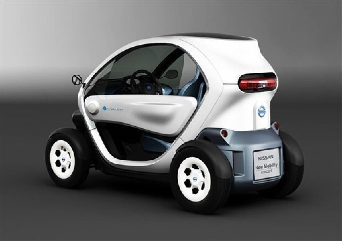 Nissan shows tiny electric concept vehicle